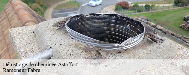 Le ramoneur Ramoneur Fabre à Astaffort à contacter pour un débistrage de cheminée