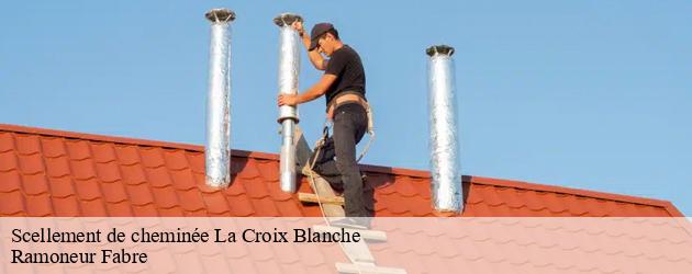 Pose de chapeau de cheminée par le ramoneur Ramoneur Fabre à La Croix Blanche: il s'occupe aussi de son scellement